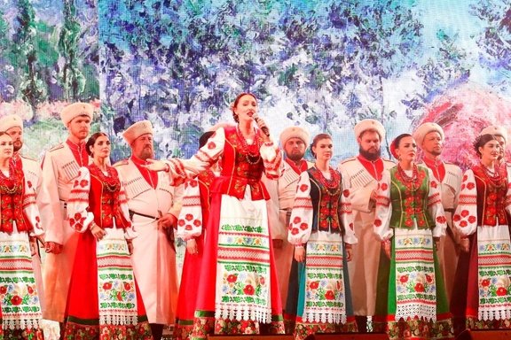 "&Ncy;&acy;&mcy; - 215 &lcy;&iecy;&tcy;&excl;" &gcy;&period; &Tcy;&ocy;&lcy;&softcy;&yacy;&tcy;&tcy;&icy;